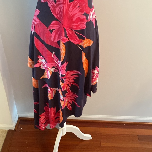 Venus NWOT halter dress XS but stretchy - Picture 5 of 12